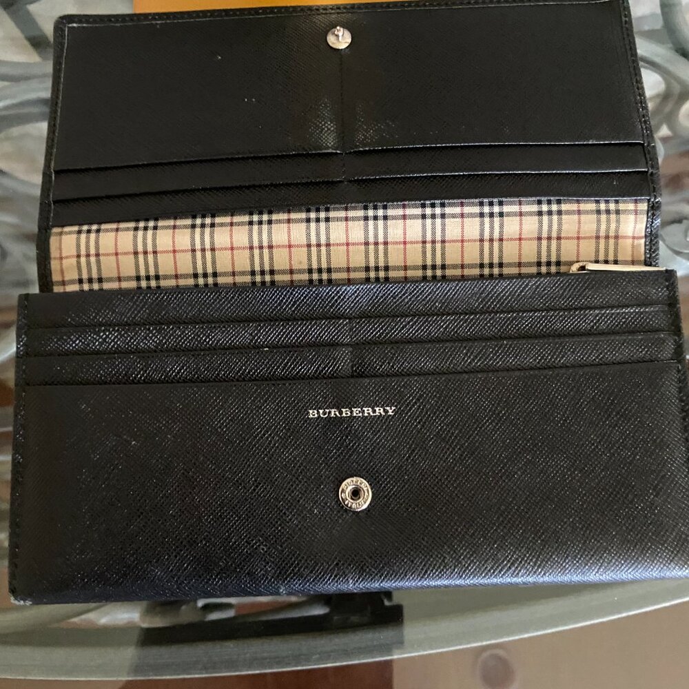 Burberry Pattern Long Black Wallet - image 5